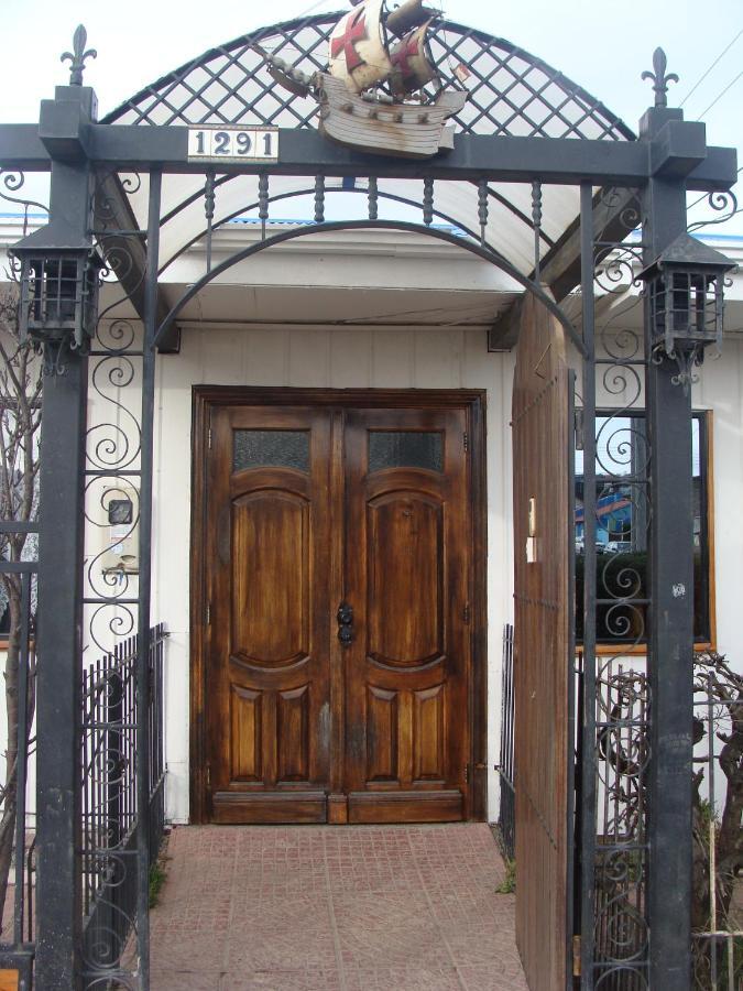 Hostal Victoria Пунта-Аренас Экстерьер фото